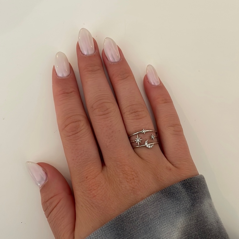 Silver star ring with costume diamonds